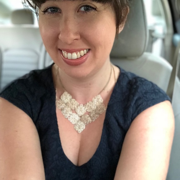 Meet your Posher, Mallory - Picture 5 of 7